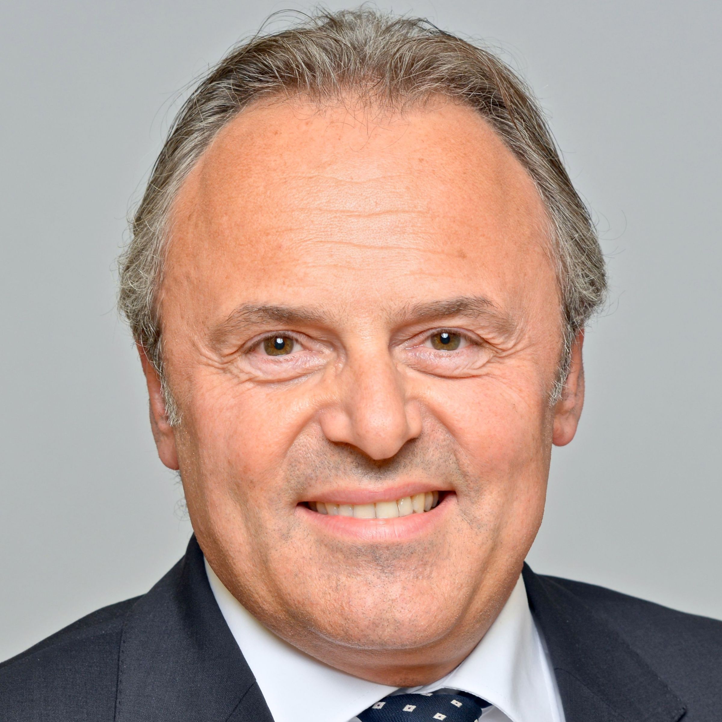 Portrait Dr. Erik Jakob 